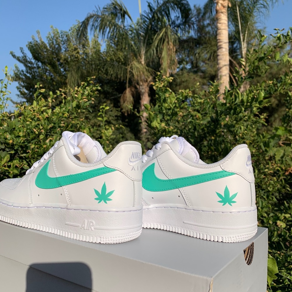 Custom Weed AF1 - Picture 4 of 6
